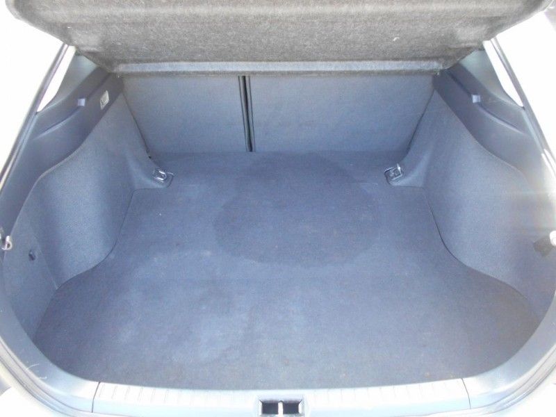 2006 Toyota Avensis 2.2 T3 X D-4D image 9