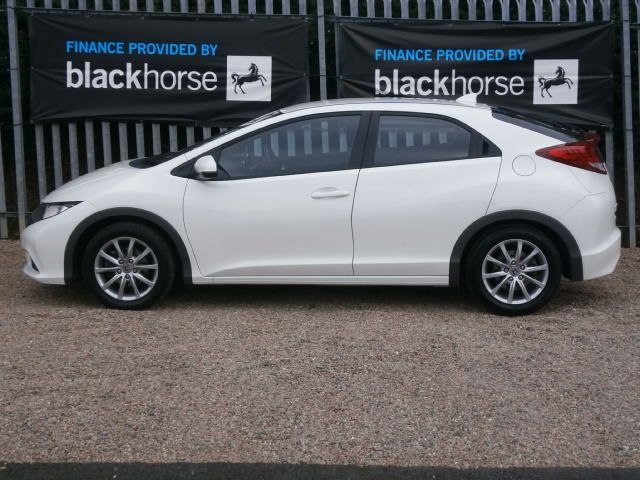 2013 Honda Civic 1.4i SE VETEC image 3