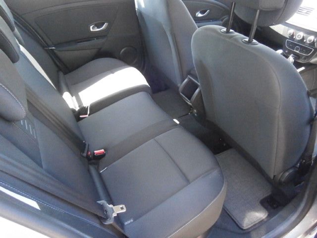 2009 Renault Megane 1.5 dCi 5dr image 8