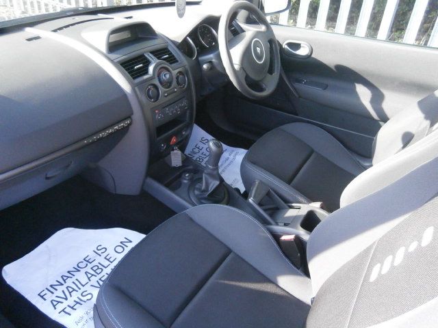 2009 Renault Megane 1.5 dCi 3dr image 7