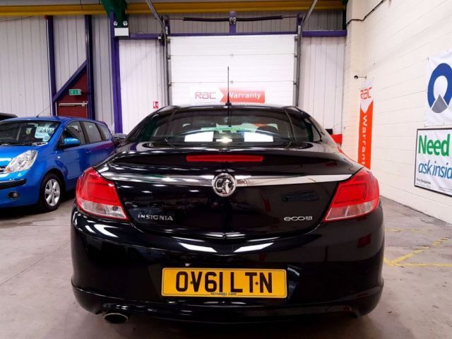 2011 Vauxhall Insignia 2.0 SRI CDTI 4d image 3