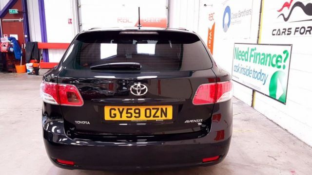 2009 Toyota Avensis 1.8 TR 5d image 3