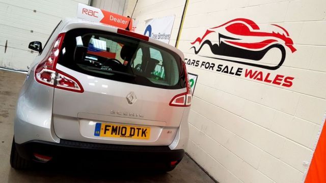 2010 Renault Scenic 1.5 DCI 5d image 3