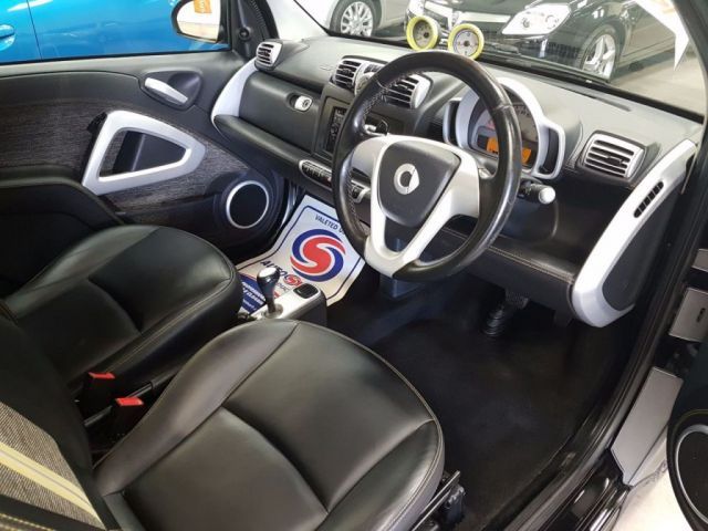 2010 Smart Fortwo 1.0 Passion 2d image 5