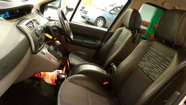 2008 Renault Grand Scenic 1.6 5d image 9