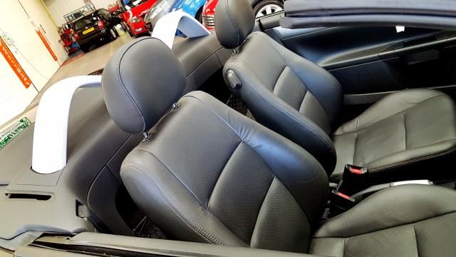 2006 Vauxhall Tigra 1.4 16V 2d image 6