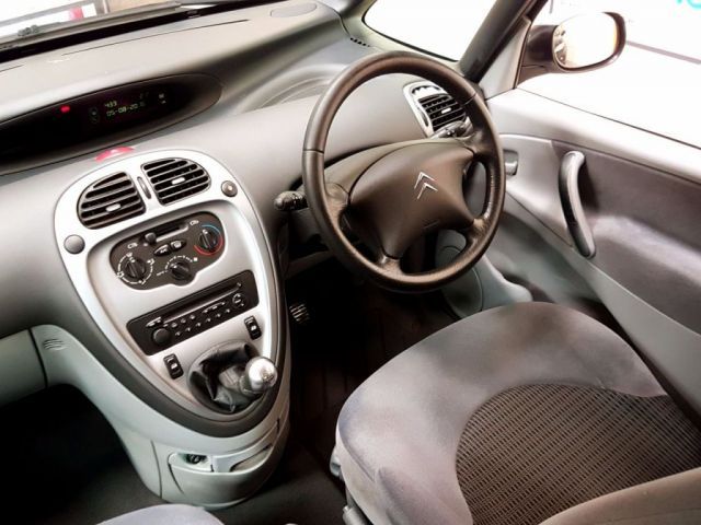 2007 Citroen Xsara Picasso 1.6 16V 5d image 8