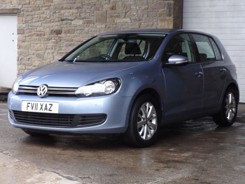 2011 Volkswagen Golf 1.6 TDI image 3