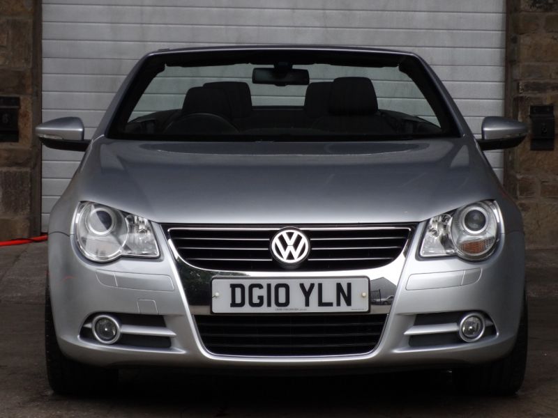 2010 Volkswagen Eos 2.0 TSI Sport image 2