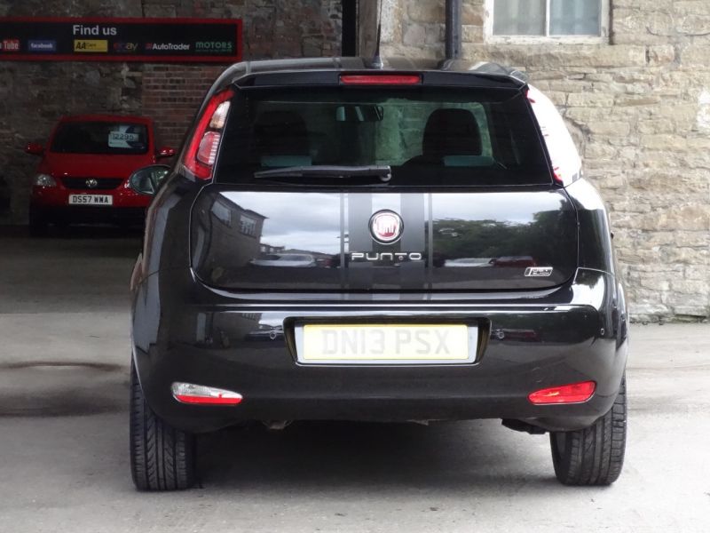 2013 Fiat Punto 1.4 image 5