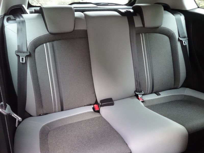 2013 Fiat Punto 1.4 image 8