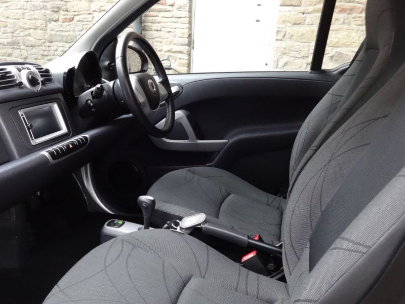 2012 Smart Fortwo 1.0 image 8