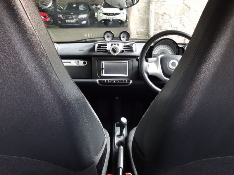 2012 Smart Fortwo 1.0 image 10