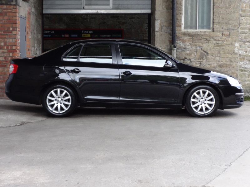 2009 Volkswagen Jetta 1.9 TDI S image 4