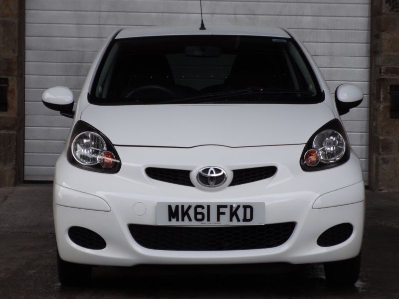 2012 Toyota Aygo 1.0 VVT-I image 2