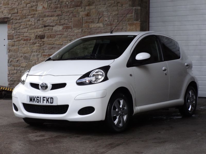 2012 Toyota Aygo 1.0 VVT-I image 3