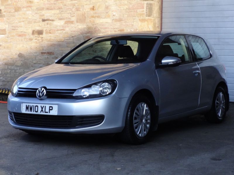 2010 Volkswagen Golf 1.6 TDI S image 3
