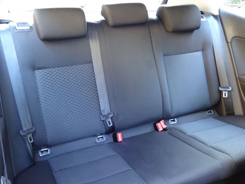 2010 Volkswagen Golf 1.6 TDI S image 8