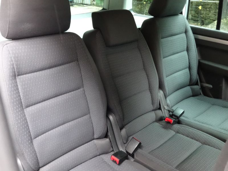 2010 Renault Clio 1.1 image 8