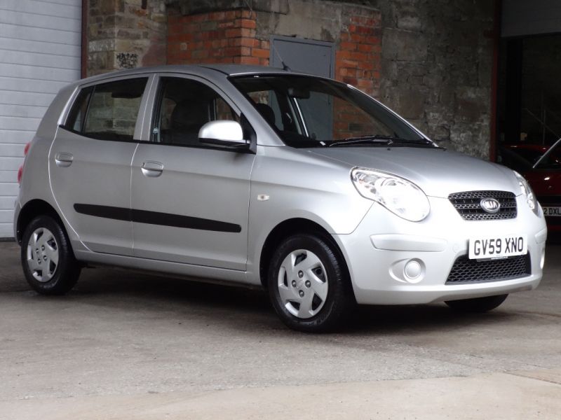2010 Kia Picanto 1.0 image 1