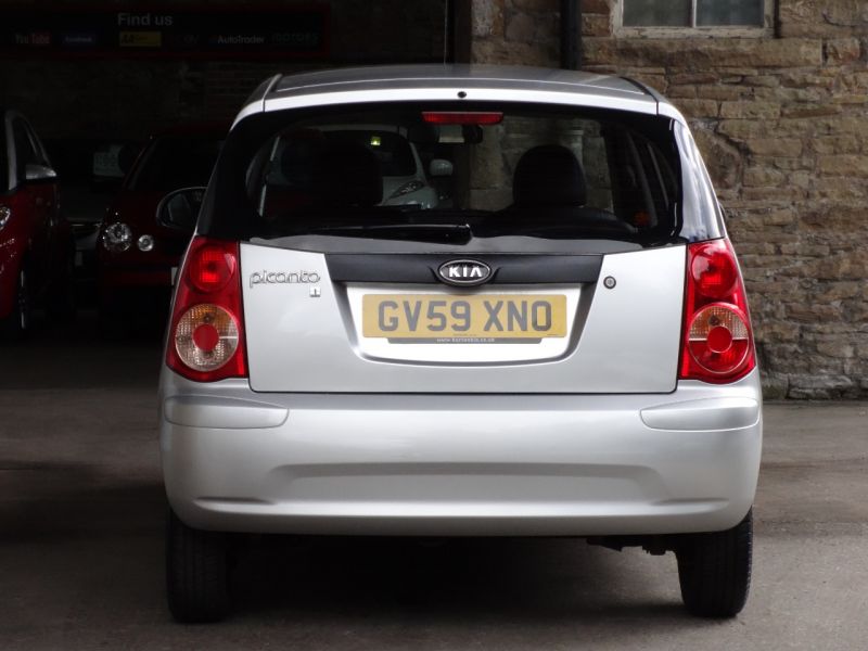 2010 Kia Picanto 1.0 image 5