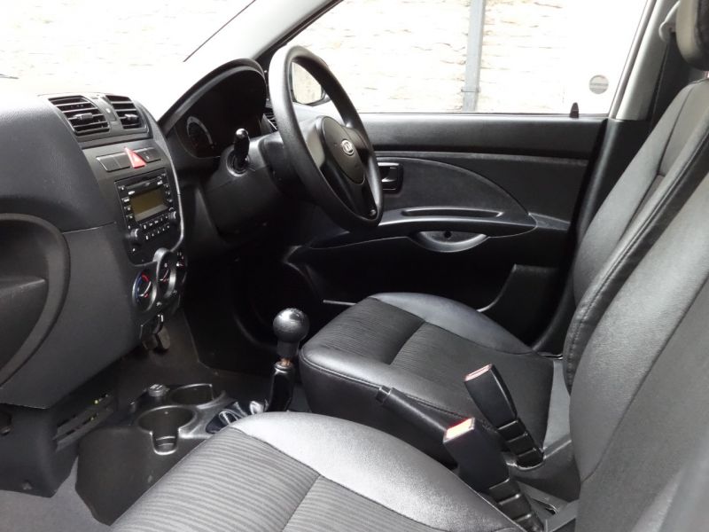 2010 Kia Picanto 1.0 image 7