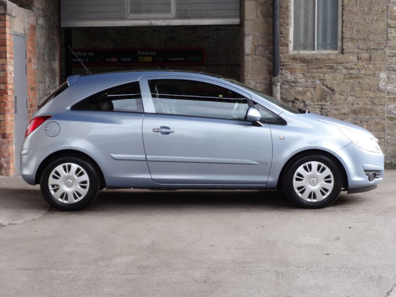 2007 Vauxhall Corsa 1.2 Club image 4