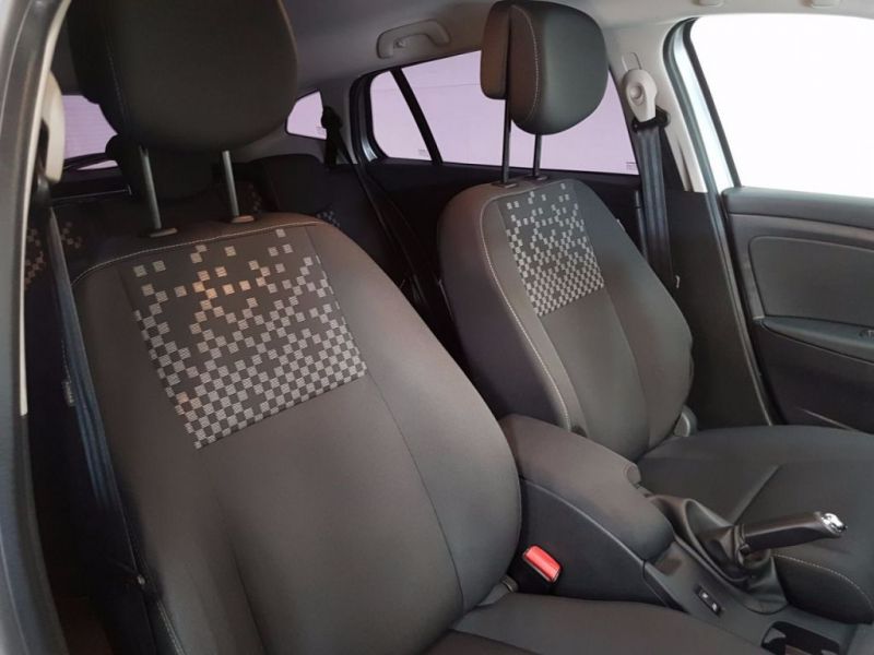 2012 Renault Megane 1.5 DCI 5d image 8