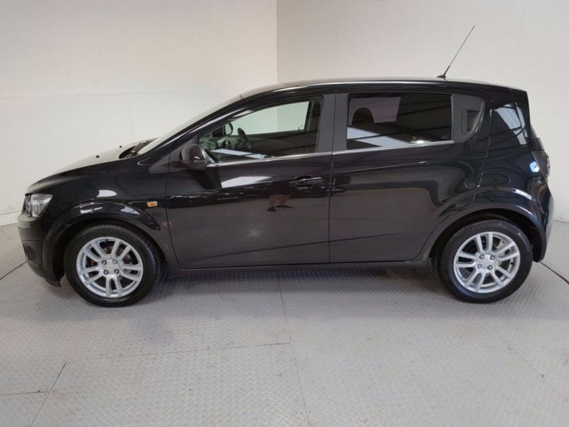 2012 Chevrolet Aveo 1.4 LTZ 5d image 3