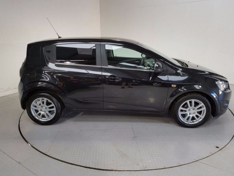 2012 Chevrolet Aveo 1.4 LTZ 5d image 5