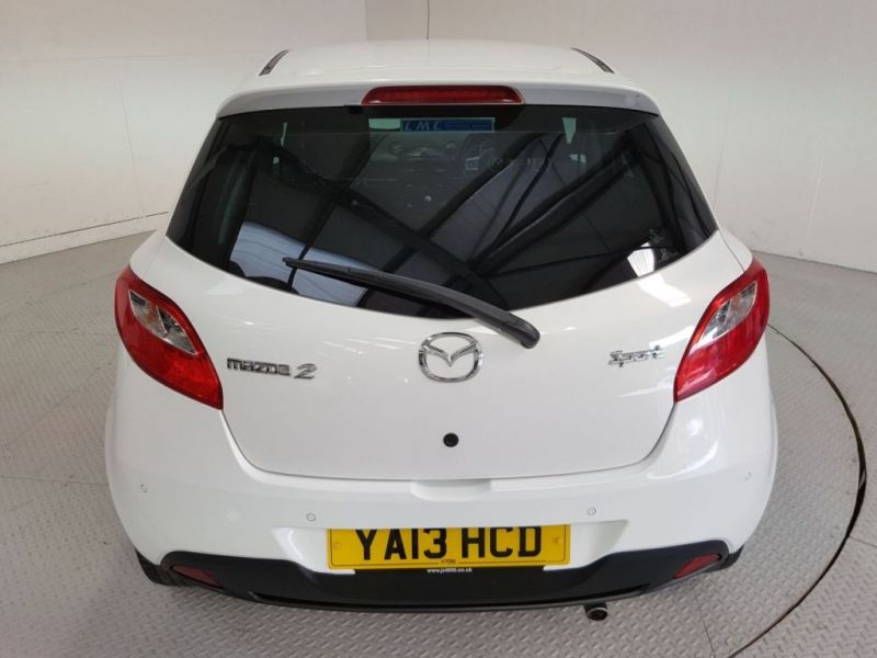 2013 Mazda 2 1.5 Sport 5d image 4