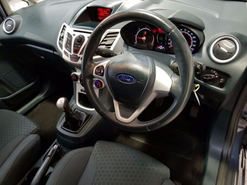 2012 Ford Fiesta 1.6 Sport TDCI 3d image 7