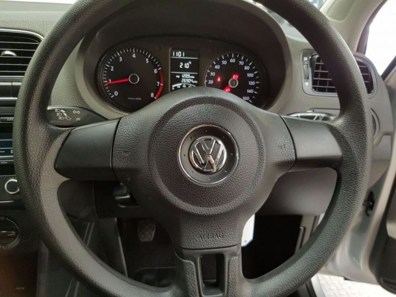 2013 Volkswagen Polo 1.2 S 5d image 8