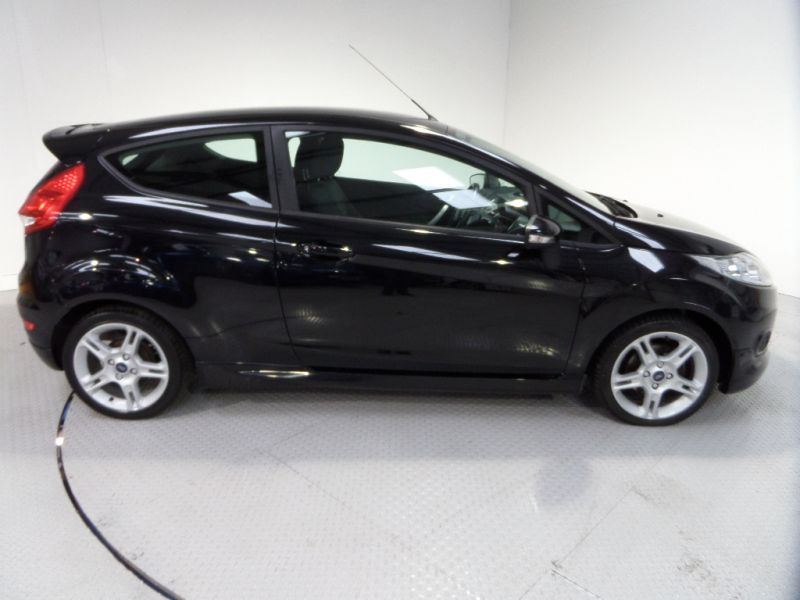 2012 Ford Fiesta 1.6 Zetec S TDCI 3d image 2