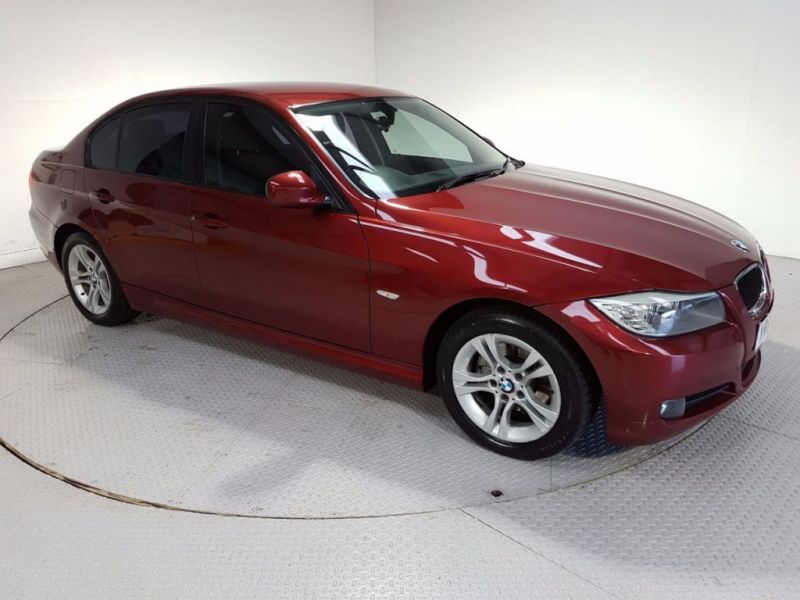 2010 BMW 2.0 318D ES 4d image 1