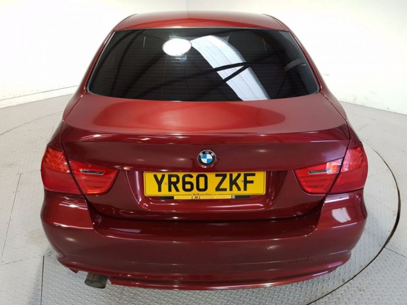 2010 BMW 2.0 318D ES 4d image 4