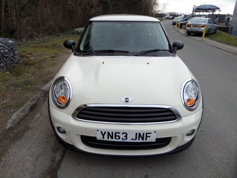 2013 Mini Hatch One 1.6 3d image 4