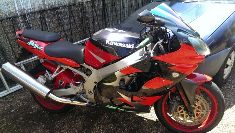 2001 Kawasaki ZX9R E2 P / X image 1