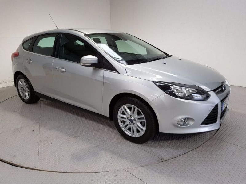 2013 Ford Focus 1.6 5d image 1