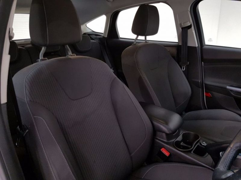 2013 Ford Focus 1.6 5d image 8