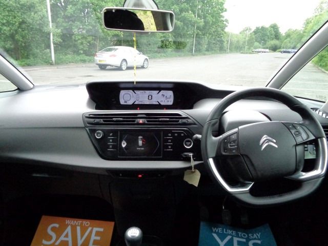 2014 Citroen C4 Picasso 1.6 E-HDI VTR PLUS 5d image 8