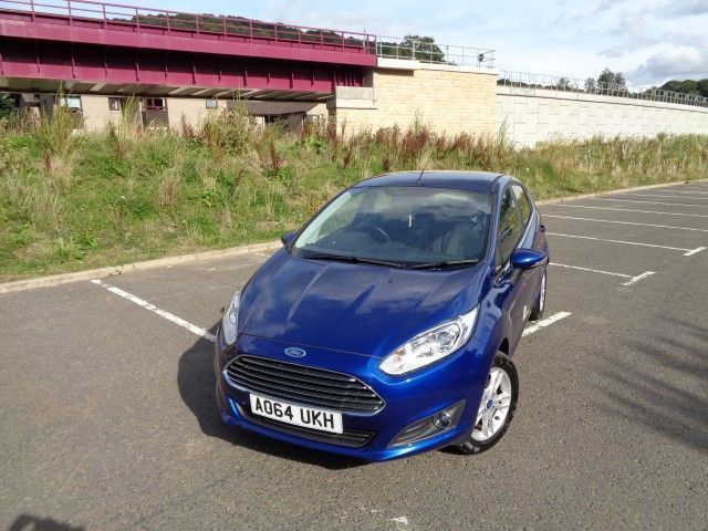 2014 Ford Fiesta 1.2 Zetec 5d image 1