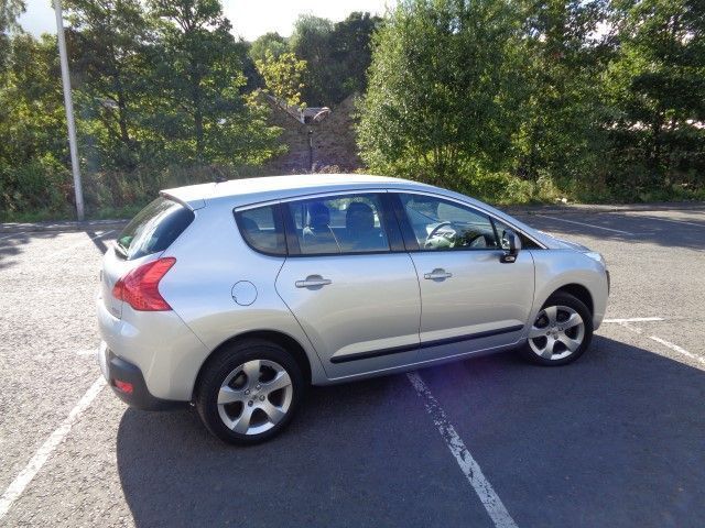 2013 Peugeot 3008 1.6 HDI 5d image 4