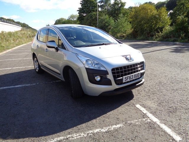 2013 Peugeot 3008 1.6 HDI 5d image 5