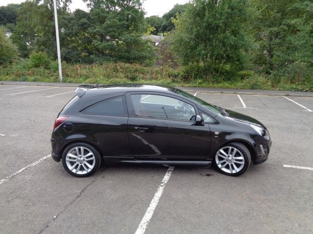 2013 Vauxhall Corsa 1.4 SRI 3d image 4