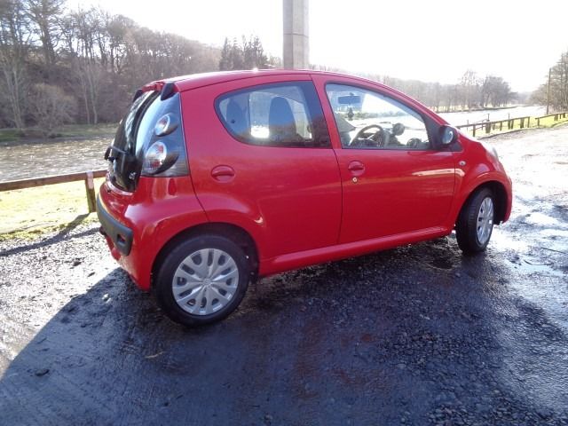 2013 Citroen C1 1.0 VTR 5d image 5