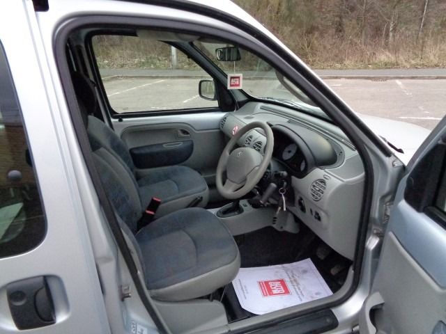 2008 Renault Kangoo 1.6 16V 5d image 9