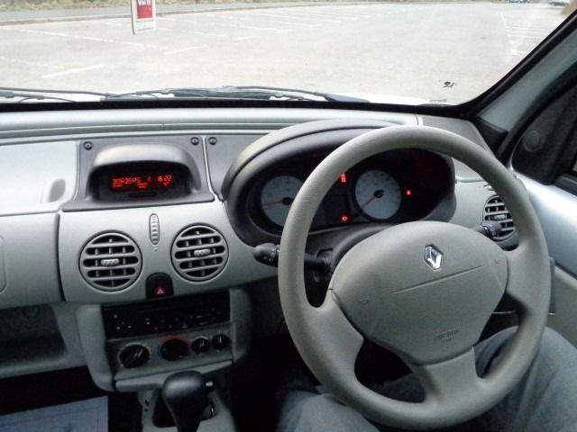 2008 Renault Kangoo 1.6 16V 5d image 10