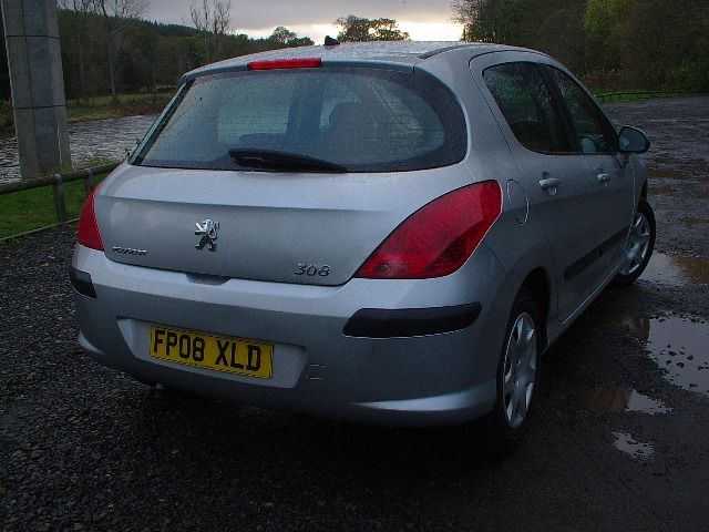 2008 Peugeot 308 1.4 S 5d image 4