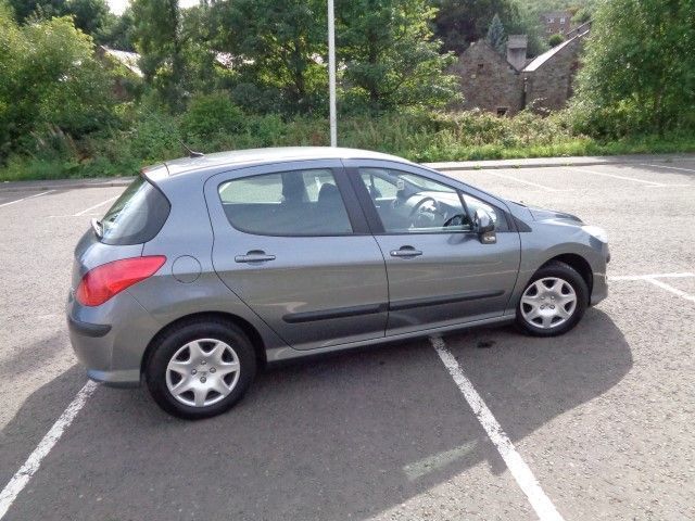 2009 Peugeot 308 1.4 XL 5d image 4
